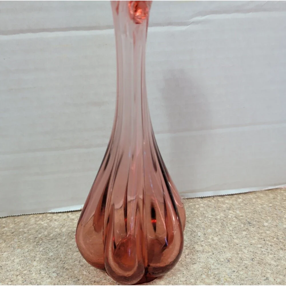 Unmarked Vintage Fenton Cranberry Glass Ruffled Melon Bud Vase 8.5”